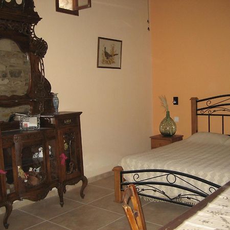 เอาเวอร์ เฮาส์ Hotel Vavla ห้อง รูปภาพ